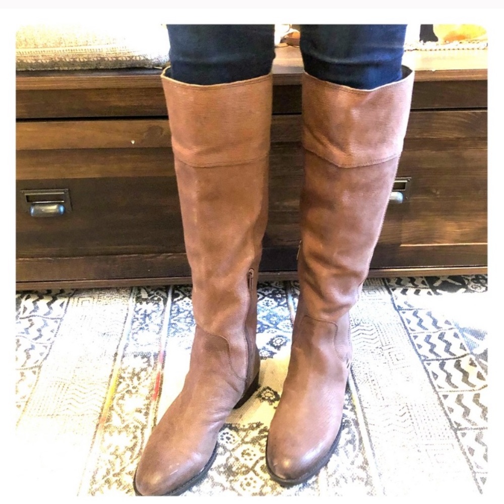 Almost new Vince Camuto knee high boots